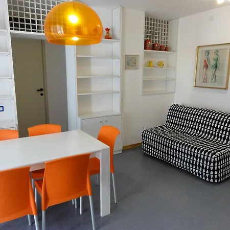 Appartement In Seafront With Terrace *