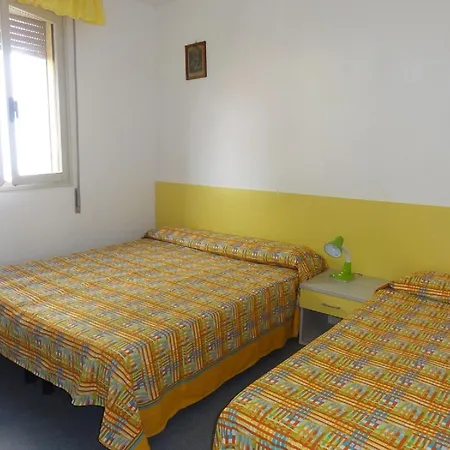 In Seafront With Terrace Appartement