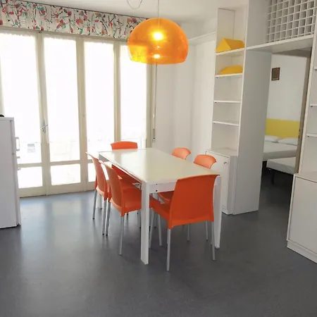 In Seafront With Terrace Appartement Bibione